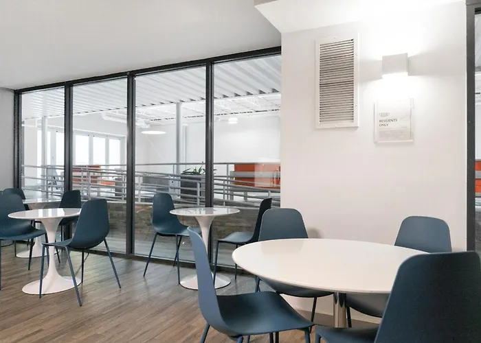 Streeterville 1br W Pool Deck Nr Park Chi-585